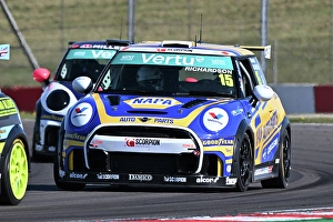 Vertu MINI Challenge Prints: CZ2_1251 Cameron Richardson, Mini JCW, NAPA Racing UK.jpg