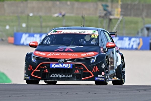 CZ2_1602 Gordon Shedden, Toyota Corolla GR Sport, Toyota Gazoo Racing with IAA.jpg
