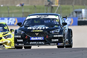 CZ2_1609 Dexter Patterson, Cupra Leon, ROKiT Racing with Un-Limited Motorsport.jpg
