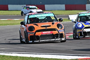 Vertu MINI Challenge Prints: CZ2_2375 Charlie Hand, Mini JCW, Mannpower Motorsport.jpg