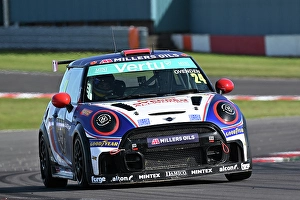 CZ2_2481 Tom Ovenden, MINI JCW, EXCELR8 Driver Development Programme.jpg
