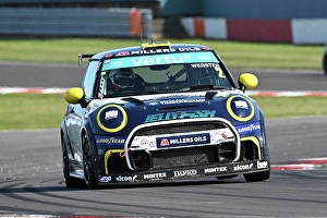 CZ2_2488 Albert Webster, MINI JCW, JRW Motorsport.jpg