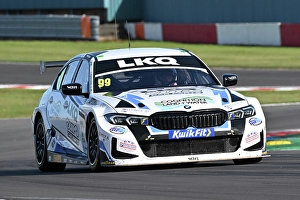 CZ2_2629 Charles Rainford, BMW 330i M Sport, LKQ Euro Car Parts Racing with WSR.jpg