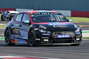 Chris Smiley Prints: CZ2_2642 Chris Smiley, Hyundai i30N, Restart Racing.jpg