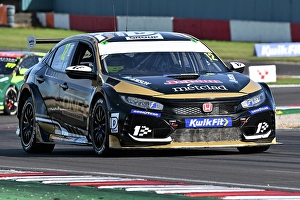 CZ2_2647 Stephen Jelley, Honda Civic Type R, One Motorsport.jpg