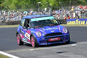 Prints of Ashley Gregory, Ashley Gregory Racing, 2025 Vertu MINI Challenge Trophy, two twenty minute races a over the weekend, single marque racing BTCC Brands Hatch May 2025 Prints: CZ2_3692 Ashley Gregory, Ashley Gregory Racing.jpg