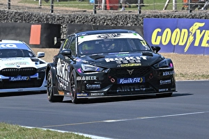Dexter Patterson Prints: CZ2_3801 Dexter Patterson, Cupra Leon, ROKiT Racing with Un-Limited Motorsport.jpg