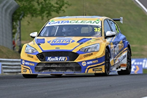 CZ2_4669 Daniel Rowbottom, Ford Focus ST, NAPA Racing UK.jpg