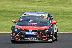 CZ2_5514 Gordon Shedden, Toyota Corolla GR Sport, Toyota Gazoo Racing with IAA.jpg
