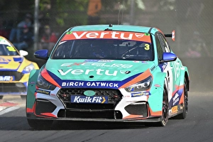 Round 6 Prints: CZ2_5704 Tom Chilton, Hyundai i30N, Team Vertu.jpg