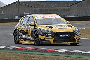 CZ2_5899 Ashley Sutton, Ford Focus ST, NAPA Racing UK.jpg