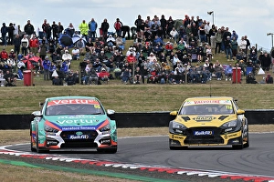 CZ2_6110 Tom Ingram, Hyundai i30N, Team Vertu, Ashley Sutton, Ford Focus ST, NAPA Racing UK.jpg