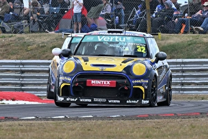 CZ2_6423 Ned Anthony, MINI JCW, Amigo Motorsport.jpg