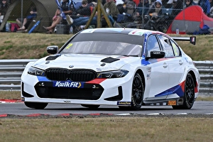 BTCC Round 8 Prints: CZ2_6477 Daryl DeLeon, BMW 330i M Sport, WSR.jpg