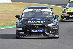 Rounds 7 8 9 Prints: CZ2_7223 Dexter Patterson, Cupra Leon, ROKiT Racing with Un-Limited Motorsport.jpg