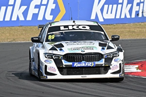 CZ2_7340 Charles Rainford, BMW 330i M Sport, LKQ Euro Car Parts Racing with WSR.jpg