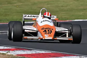 CZ2_8017 Nick Pink, Arrows A5.jpg