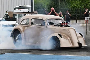 Outlaw Anglia Prints: CZ2_9925 Wayne Power, Ford Popular, Stressed Out 2.jpg