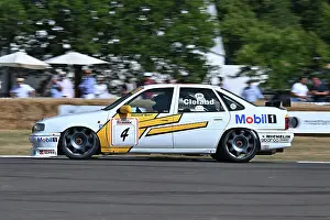CZ3_1363 Chris Rowe, Vauxhall Cavalier.jpg