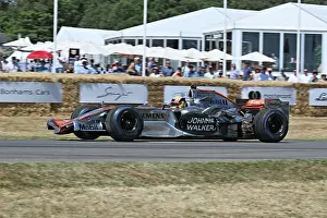 World Champions Prints: CZ3_2299 Karun Chandhok, McLaren MP4-21.jpg
