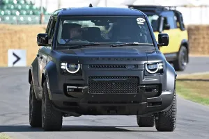 First Glance Prints: CZ3_4294 Land Rover Defender OCTA Black.jpg