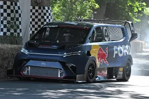 The Winning Formula - Champions And Challengers Prints: CZ3_4446 Ford Supervan 4-2.jpg