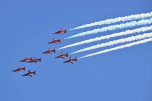 RAF Red Arrows Prints: CZ3_4791 RAF Red Arrows flying display.jpg