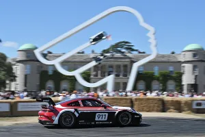 The Winning Formula - Champions And Challengers Prints: CZ3_5290 Porsche 911 GT3 Cup.jpg