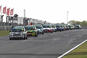 31st August 2025 Prints: CZ4_0332 A line up of MINI's.jpg