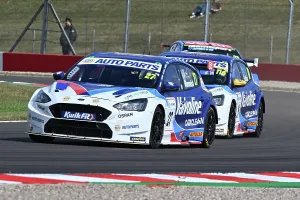 CZ4_0756 Dan Cammish, Ford Focus ST, NAPA Racing UK.jpg