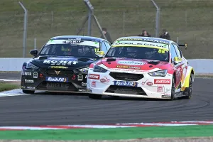 Dexter Patterson Prints: CZ4_0807 Mikey Doble, Cupra Leon