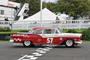 Steve Soper Prints: CZ4_3311 Steve Soper, Alex Thistlewayte, Ford Fairlane.jpg