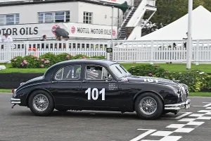 St Mary’s Trophy Prints: CZ4_3367 Emanuele Pirro, Toby Smith, Jaguar Mk1jpg.jpg