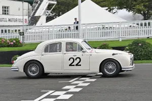 Simon Lewis Prints: CZ4_3385 Alex Brundle, Simon Lewis, Lister-Jaguar Mk1.jpg