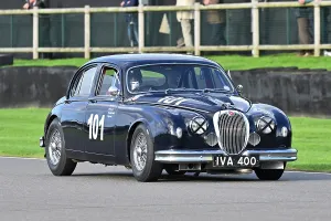 St Mary’s Trophy Prints: CZ4_4922 Emanuele Pirro, Toby Smith, Jaguar Mk1.jpg