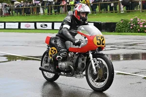 CZ4_5774 Klaus Ottlinger, Davey Todd, BMW Kaczor R50S.jpg