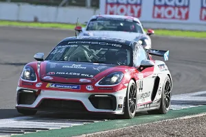21st September 2025 Prints: CZ5_0827 Hannah Chapman, Xentek Motorsport, Porsche 718 Cayman GT4 Clubsport.jpg