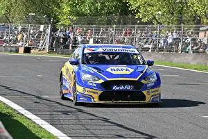 CZ5_1701 Dan Cammish, Ford Focus ST, NAPA Racing UK.jpg