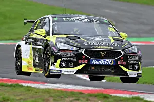 CZ5_1981 Nicolas Hamilton, Cupra Leon, Powder Monkey Brewing Co with Esidock.jpg