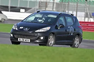 Tim Harrison Prints: CZ5_4945 Tim Harrison, Peugeot 207 SW.jpg
