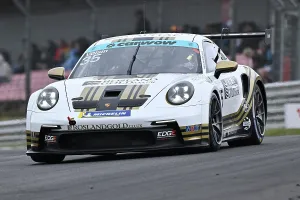 West Kingsdown Prints: CZ6_2537 Callum Voisin, Rosland Gold by Century Motorsport, Porsche 911 GT3 Cup.jpg