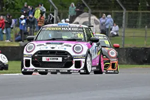 Directors Cup Prints: CZ6_2805 Harry Hickton, Mannpower Motorsport, MINI JCW.jpg