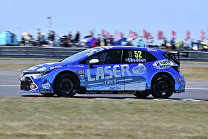 Sustainable Fuels Prints: CZ6_3249 Gordon Shedden, Toyota Corolla GR Sport