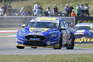 Sustainable Fuels Prints: CZ6_3365 Sam Osborne, Ford Focus Titanium, NAPA Racing UK.jpg