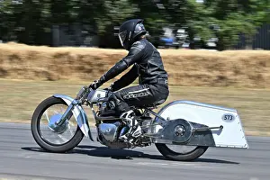 Motor Bikes Prints: CZ7_0118 Wilco Linder, Yuichi Yoshizawa, Royal Enfield Classic 650, Animus One.jpg