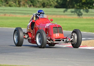 <b class=qtipBold><figcaption>Simon Edwards, Maserati 4CM</figcaption></b><br>Simon Edwards, Maserati 4CM, VSCC Seaman Trophy meeeting at Snetterton.<br><em>© (C)2013 Chris McEvoy, all rights reserved</em> Simon Edwards, Maserati 4CM